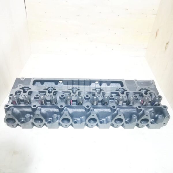 Cummins 6CT Cylinder head assembly 3973493